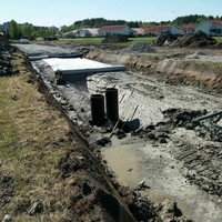 Kadun ja vesihuollon rakentamista, kuvituskuva työmaalta